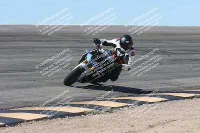 media/Oct-13-2025-Moto Forza (Mon) [[a66d839500]]/4-C Group/Session 2 (Bowl)/